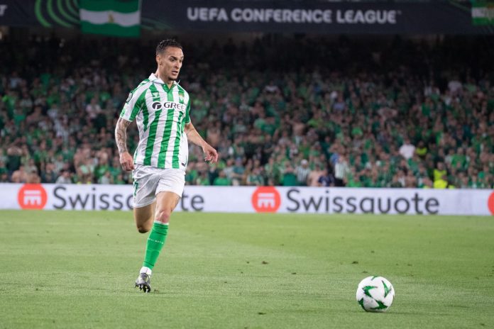 Antony en el Betis Fiorentina